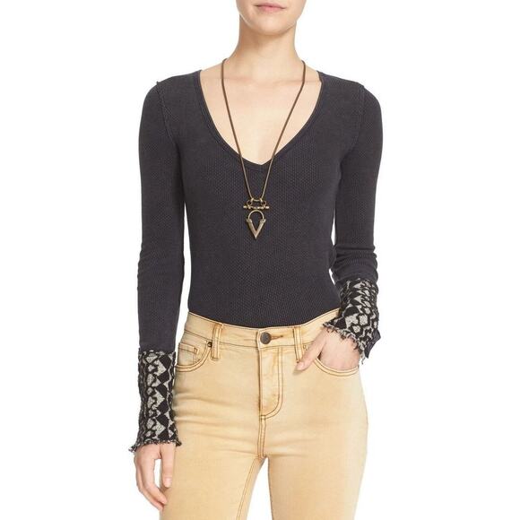 Free People We The Free Art School Cotton Blend Thermal Snap Button Cuff Blouse - Picture 3 of 10